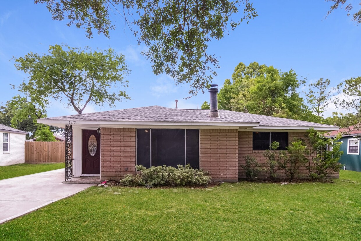 Primary Photo - 6315 Cresta Place Dr