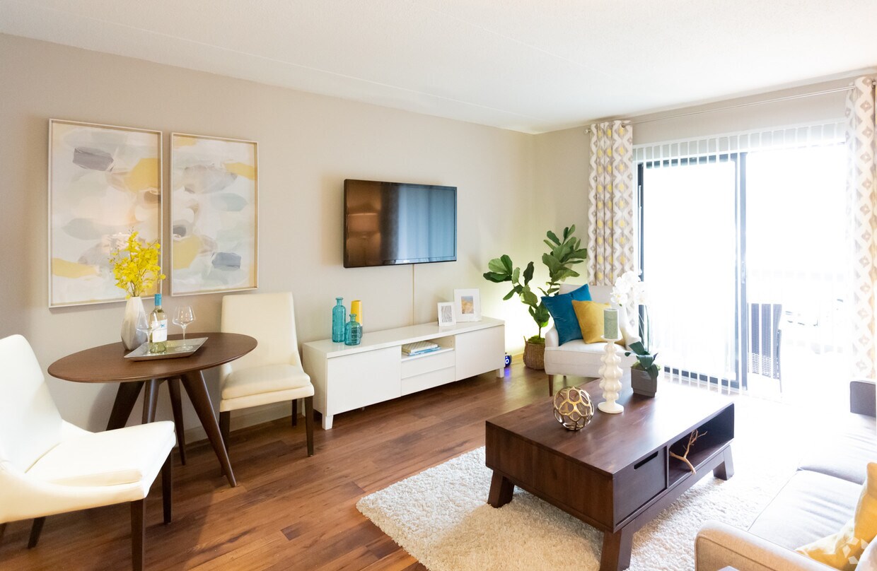 The Grove at Hickory Valley Apartments in Chattanooga, TN