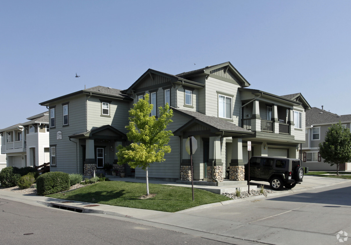 Primary Photo - The Villas At Thorncreek