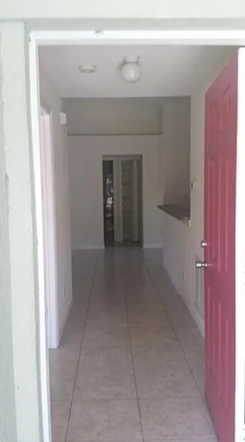 Foto del edificio - 1315 20th Ave SW