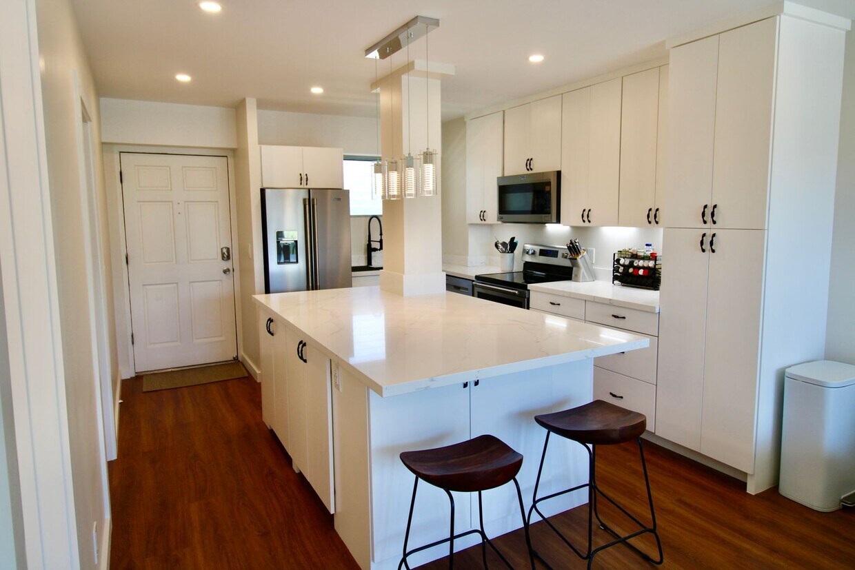 Foto principal - 1063 Lower Main St