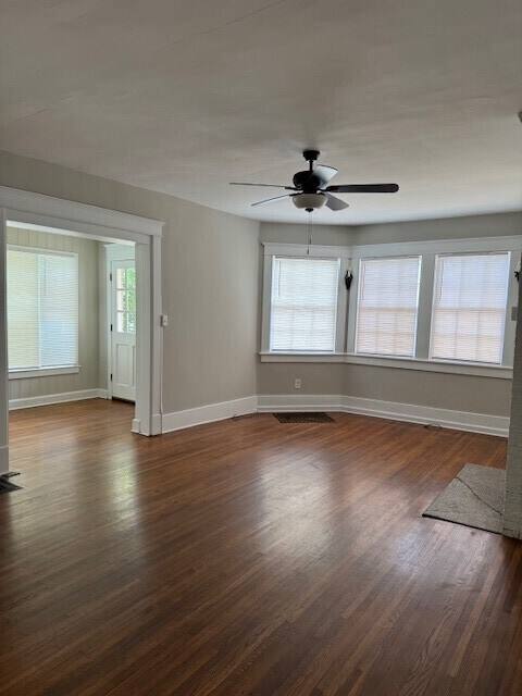 Foto del edificio - Belmont/Vanderbilt Area 1 bedroom Apartment