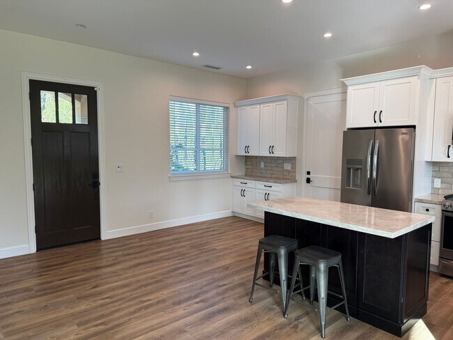 Foto del edificio - North Morgan Hill New Construction