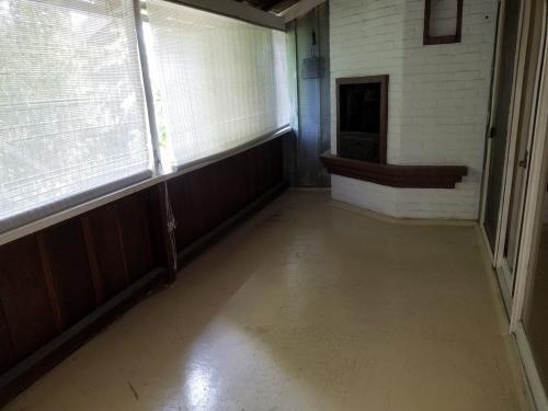 Building Photo - Farmhouse Apartments