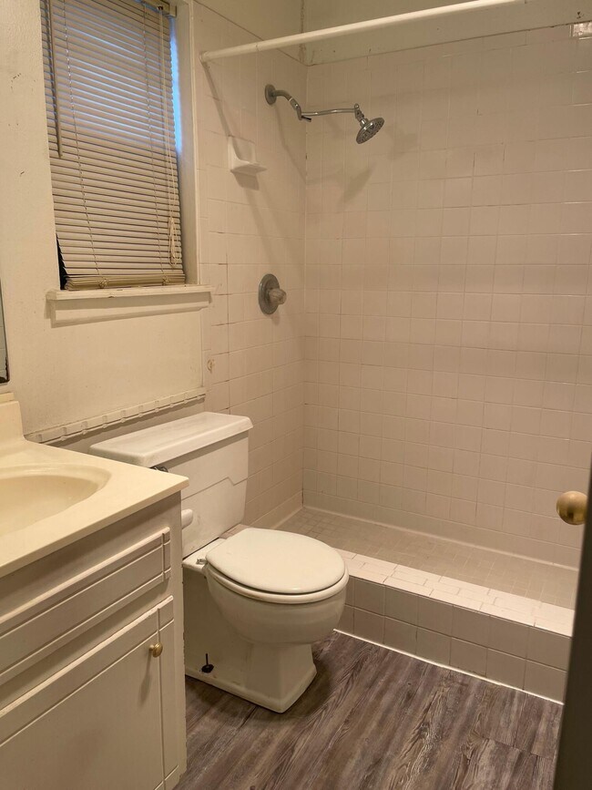 Foto del edificio - 4914 57th St