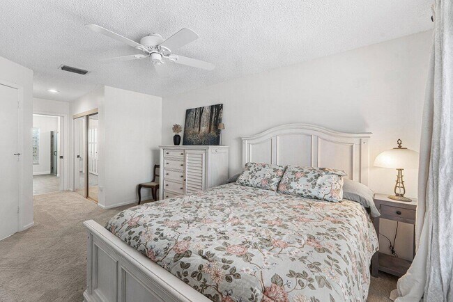 Foto del edificio - 12842 Meadowbend Dr