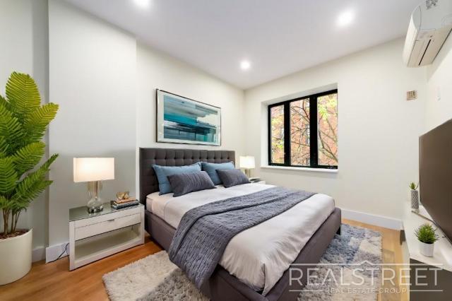 Foto del edificio - 1 bedroom in BROOKLYN NY 11213