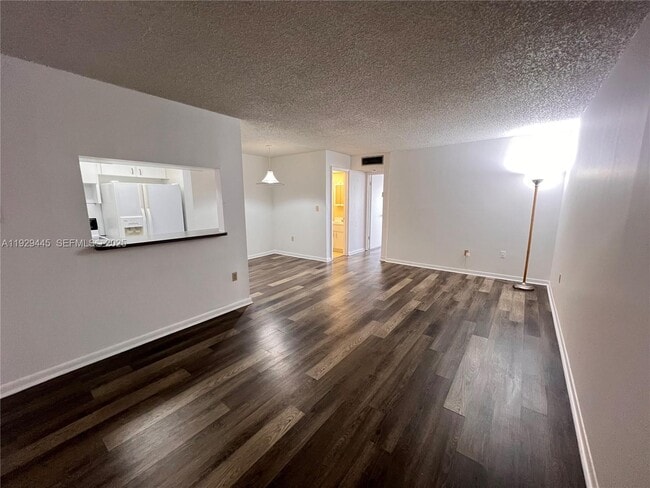 Building Photo - 1855 W 60th St