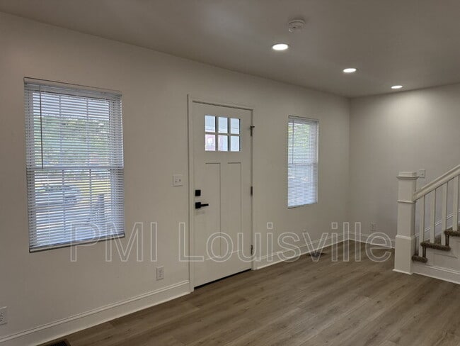 Building Photo - 551 Denmark St