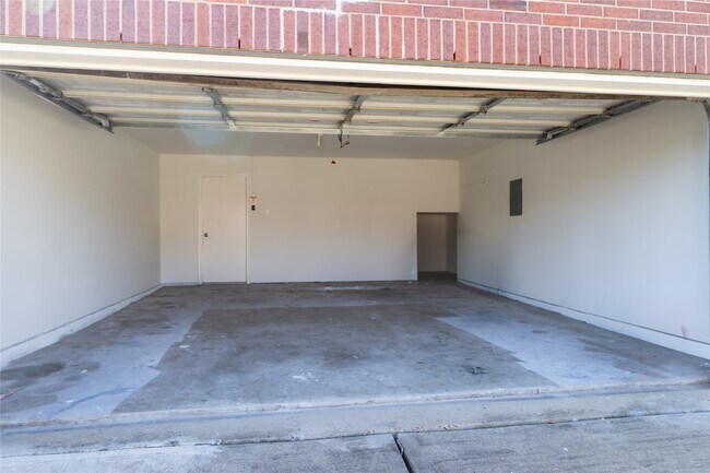 Foto del edificio - 3807 Gardenia Bend