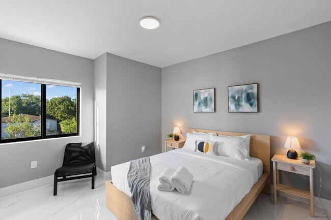 Foto del edificio - 1350 NW 28th St