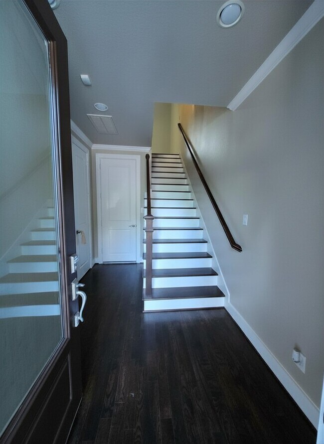 Foto del edificio - 2705 Kennedy St