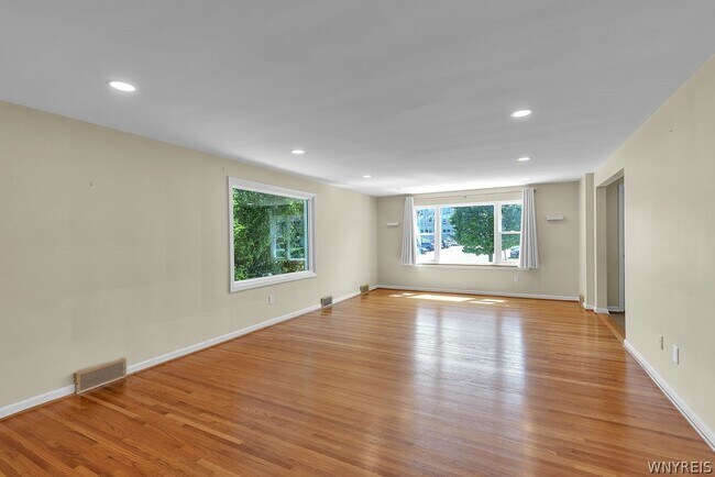 Building Photo - 69 Berryman Dr