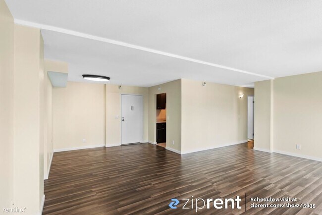 Building Photo - 2 br, 1.5 bath Condo - 801 Franklin Street...
