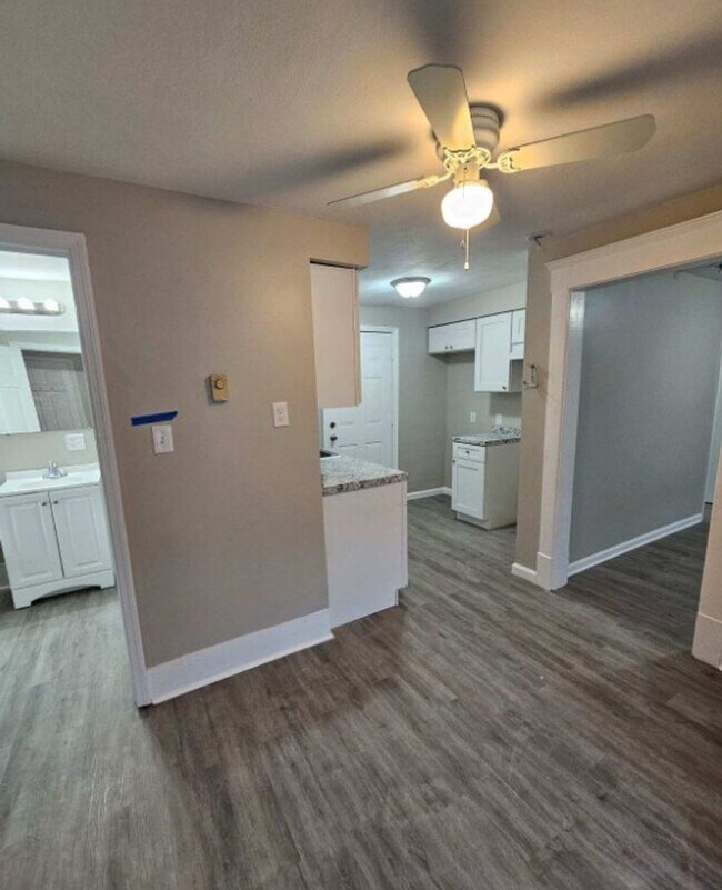 Foto del edificio - 273 New Hancock St