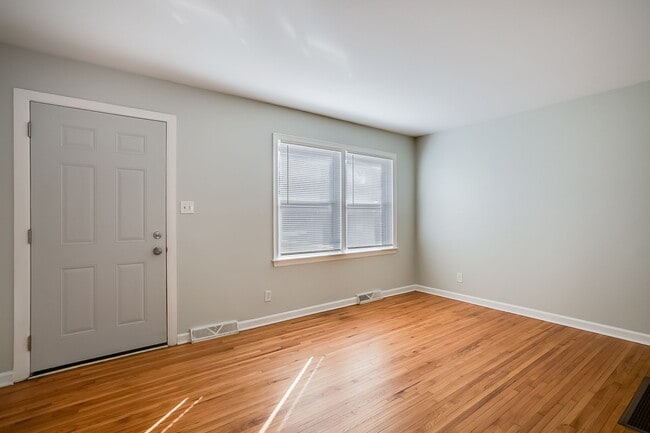 Foto del edificio - Meadowlark Apartments