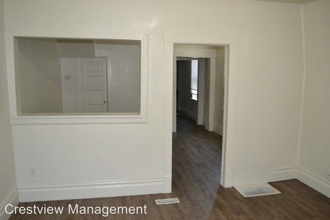 Building Photo - 572 N 400 W