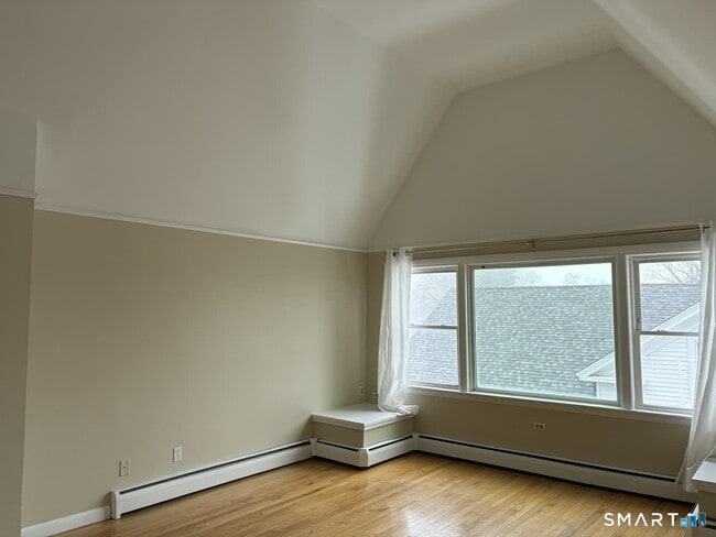 Building Photo - 59 Montowese St