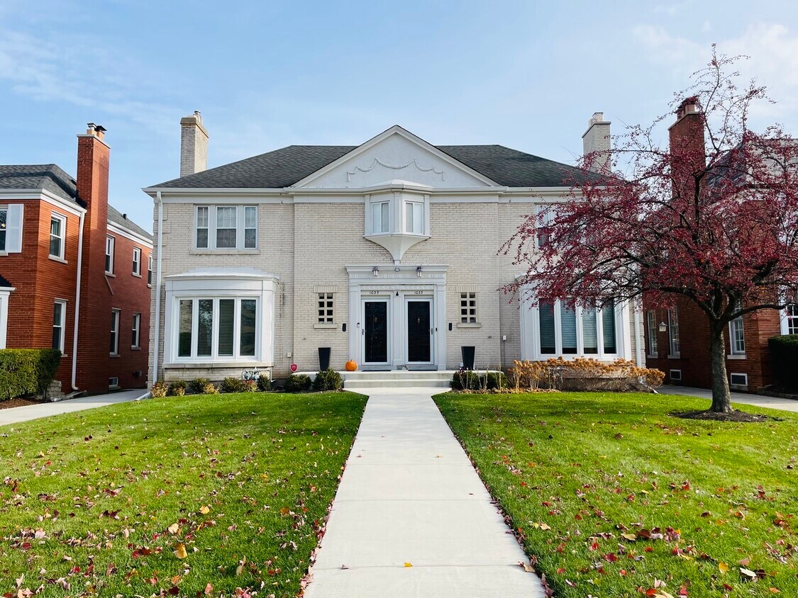 1035 Bonnie Brae, River Forest, IL 60305 Townhome Rentals in River
