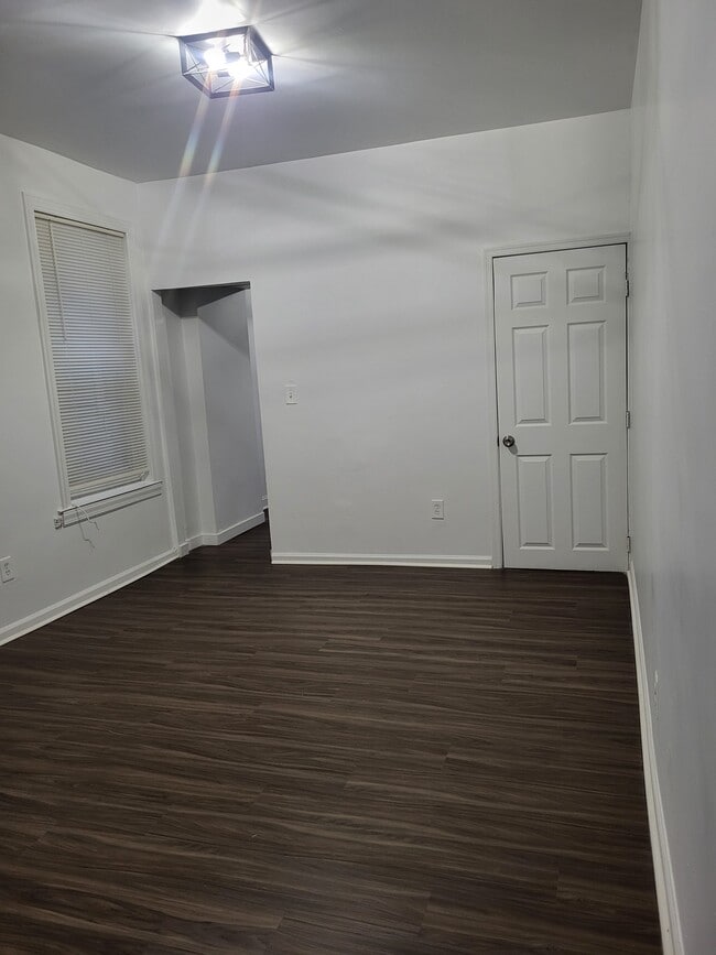 Photo - 1115 W 6th St Townhome