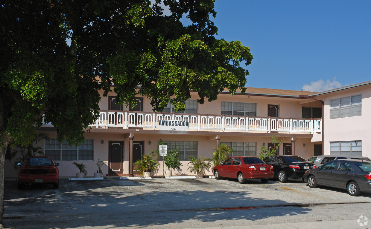 Foto del edificio - Isles East