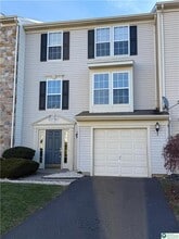 Building Photo - 4046 Clubhouse Ct