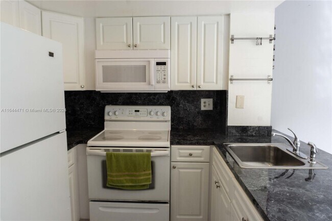 Foto del edificio - 1911 SW 107th Ave