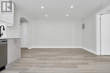 Building Photo - 697 Eglinton Ave W