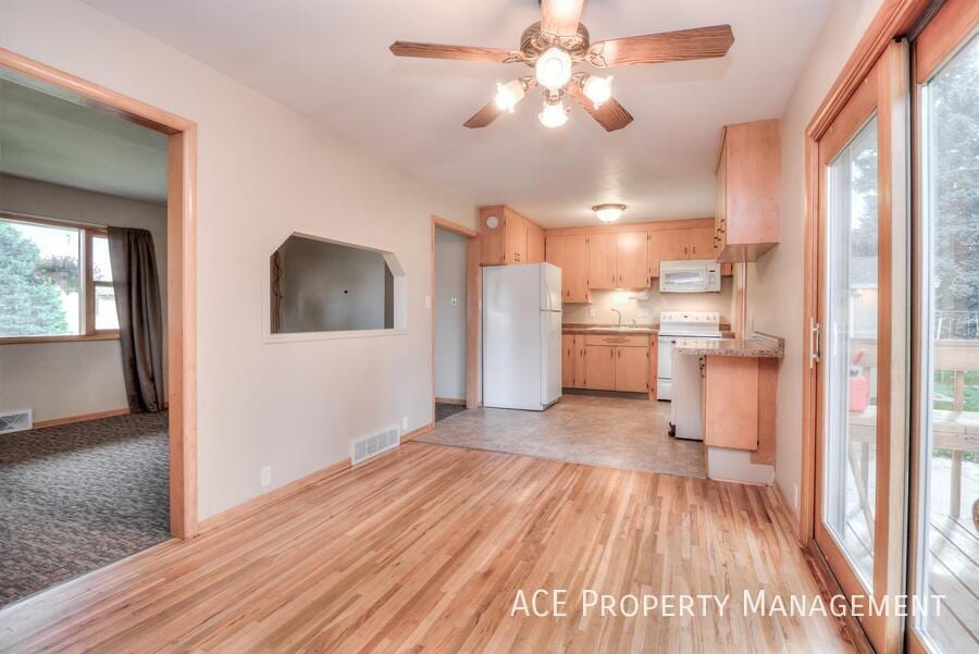 Primary Photo - 2717 Lawndale Dr