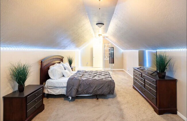 Building Photo - 14724 S Evening Side Dr