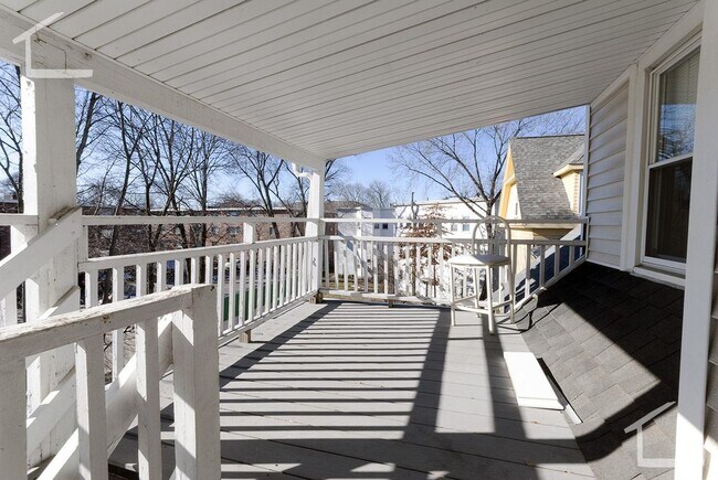 Foto del edificio - Packards Corner_2 BR Apartment_avail 9/1/26