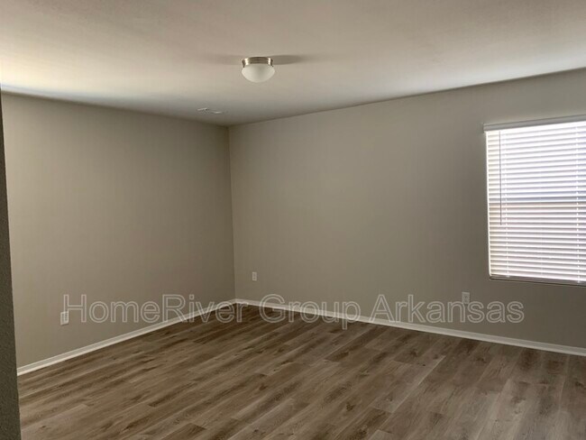 Building Photo - 1265 S Ivory Bill Ln