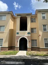 Building Photo - 2496 Centergate Dr