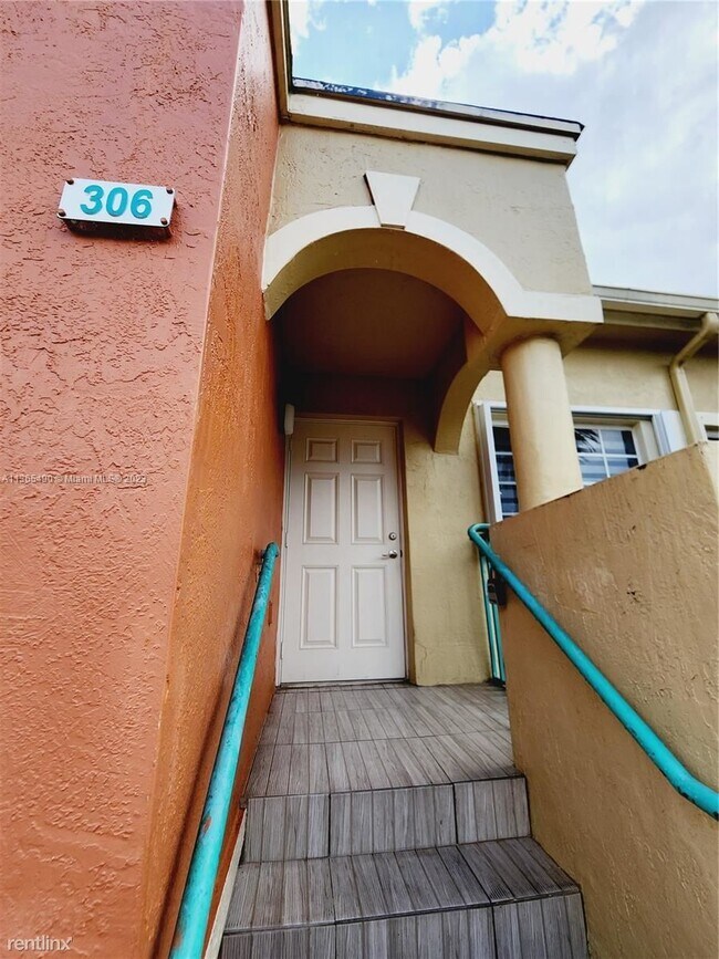 Foto del edificio - 2 br, 2 bath Townhome - Bonita Golf View T...