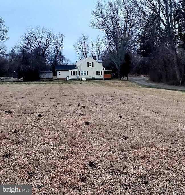 Foto del edificio - 16250 Lee Hwy