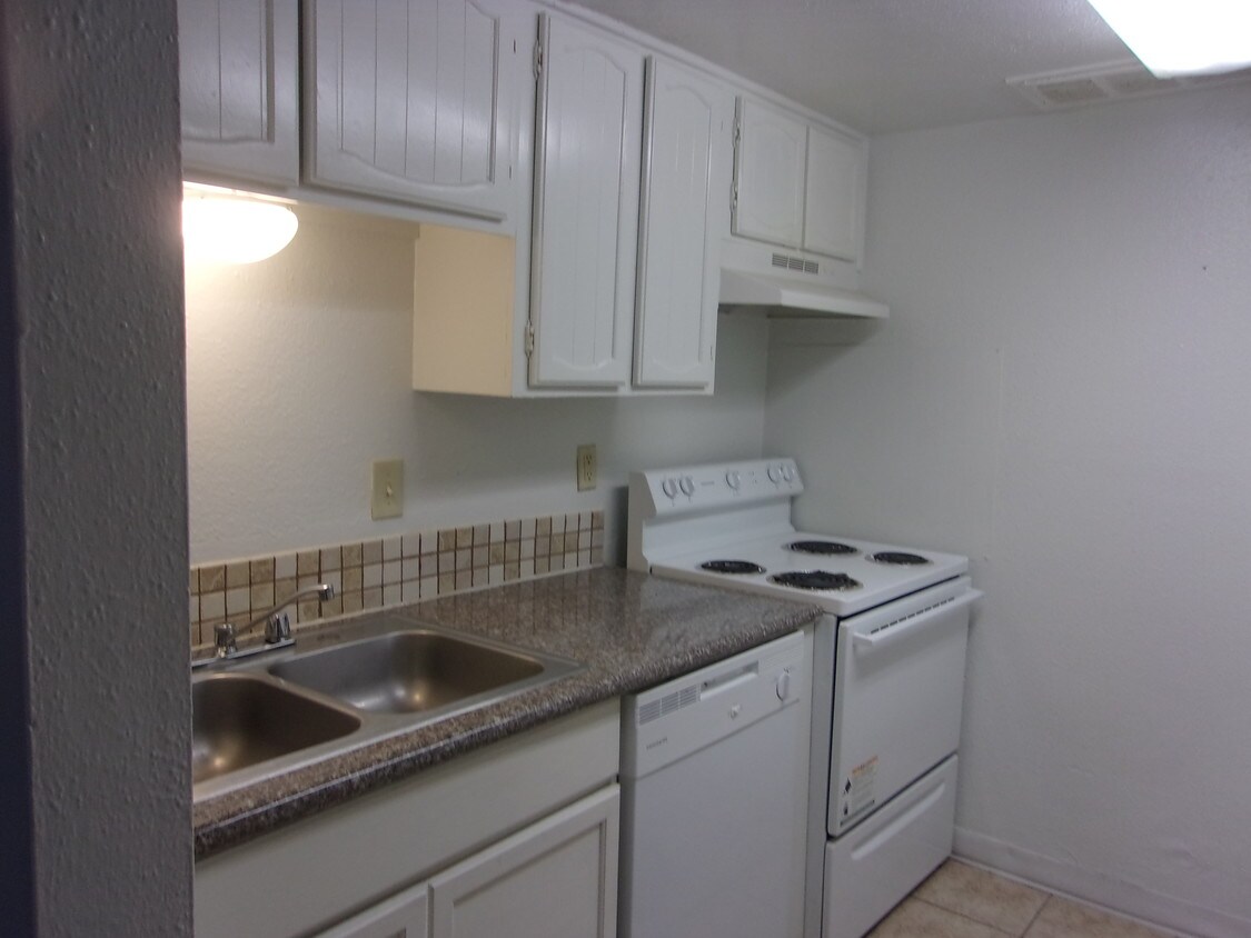 10201 Harwin Dr, Houston, TX 77036 Apartments in Houston, TX