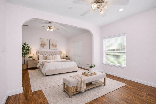 Foto del edificio - 1403 Lochstone Dr