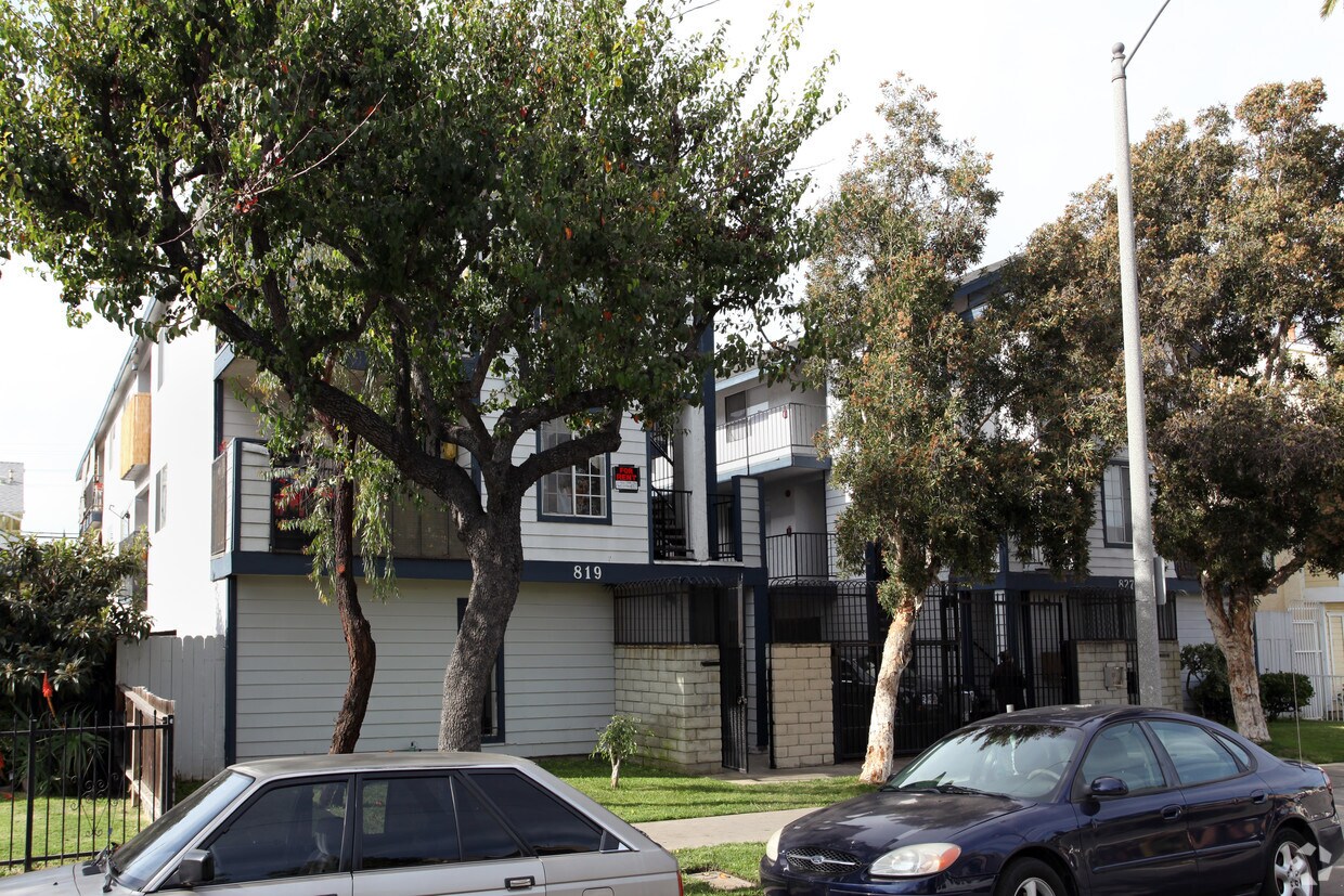 Primary Photo - Gaviota Apartments