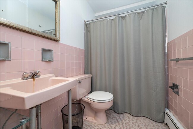 Foto del edificio - 105 Belmont Ave