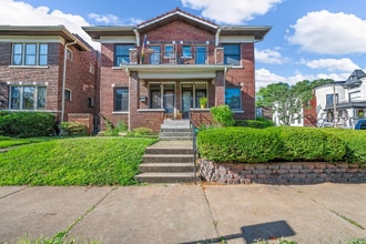Building Photo - 3226 Geyer Ave