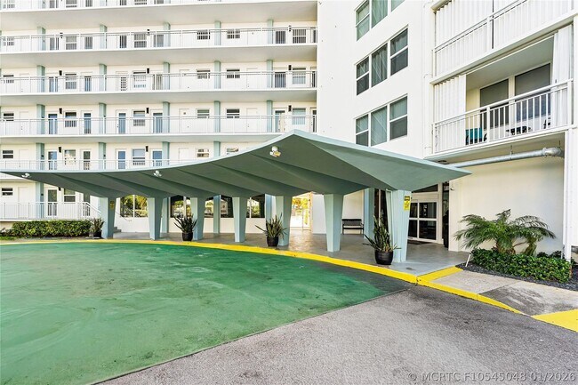Building Photo - 201 N Ocean Blvd