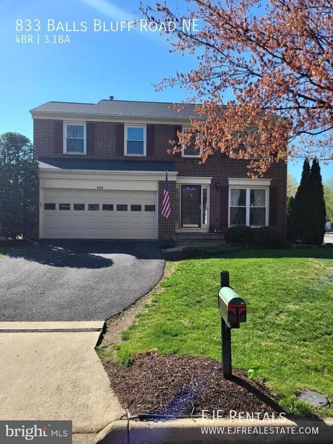 Foto del edificio - 833 Balls Bluff Rd NE