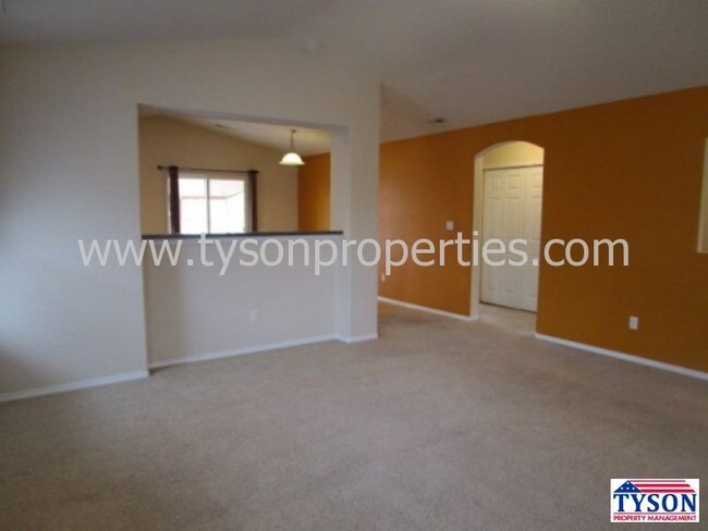 Building Photo - 9508 Mogollon Dr NW