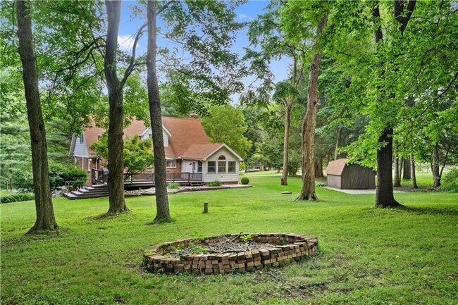 Building Photo - 160 Edgemont Rd
