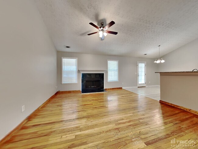 Building Photo - 142 Williamsburg Way Winder GA