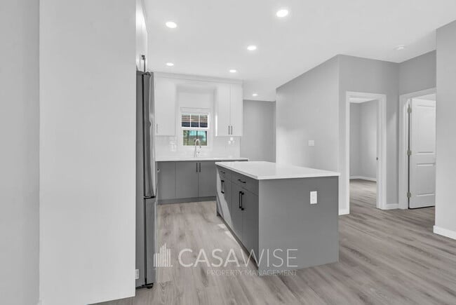 Building Photo - 6006 Naden Landing NW