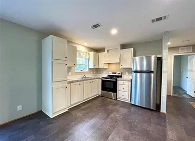 Building Photo - 12265 Kent Grove Dr