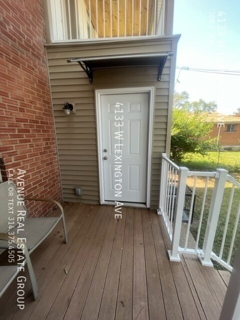 Foto del edificio - Must see!! This COMPLETELY renovated 3 bed...