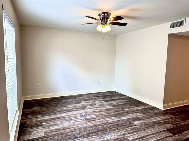 Foto del edificio - 3650 Rickshaw Dr