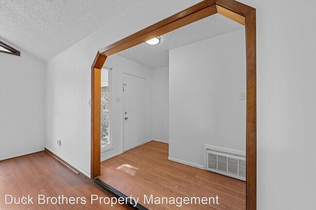 Building Photo - 3 br, 2 bath House - 112 Patricia Dr